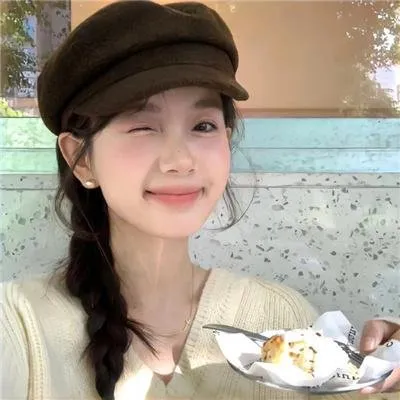 【一镜到底神作】《超越无限两分钟》超清版：极低成本却玩转时间循环，构思绝妙的科幻喜剧